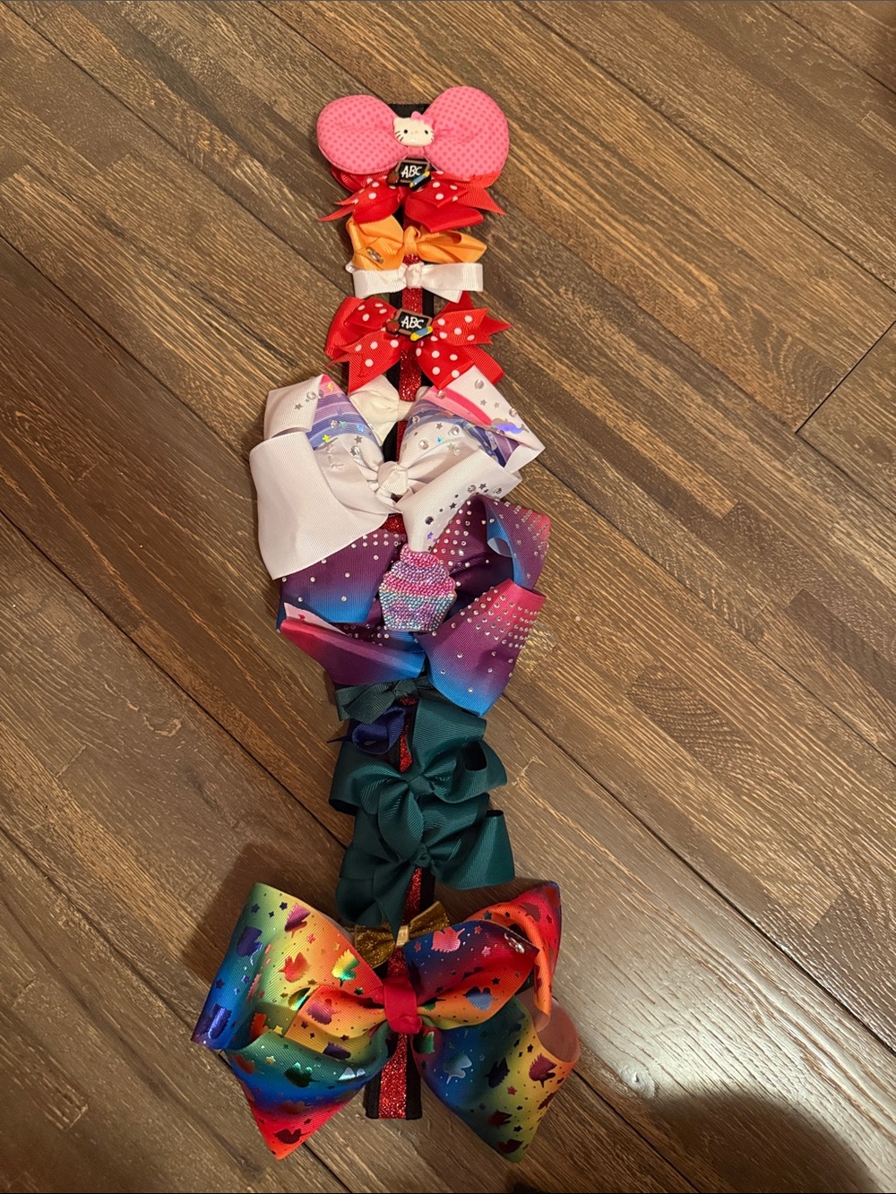 3 Jumbo JoJo Siwa Bows plus Assorted Hair Bow Set
